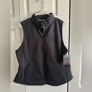 NWT Ridgecut Women’s Fleece Vest